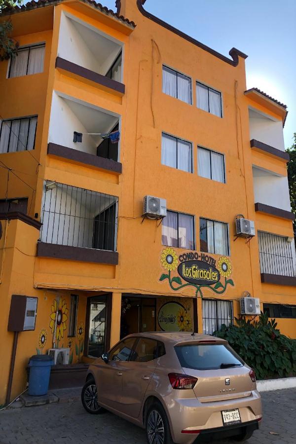 Condo Hotel Los Girasoles Santa María Huatulco Exterior foto